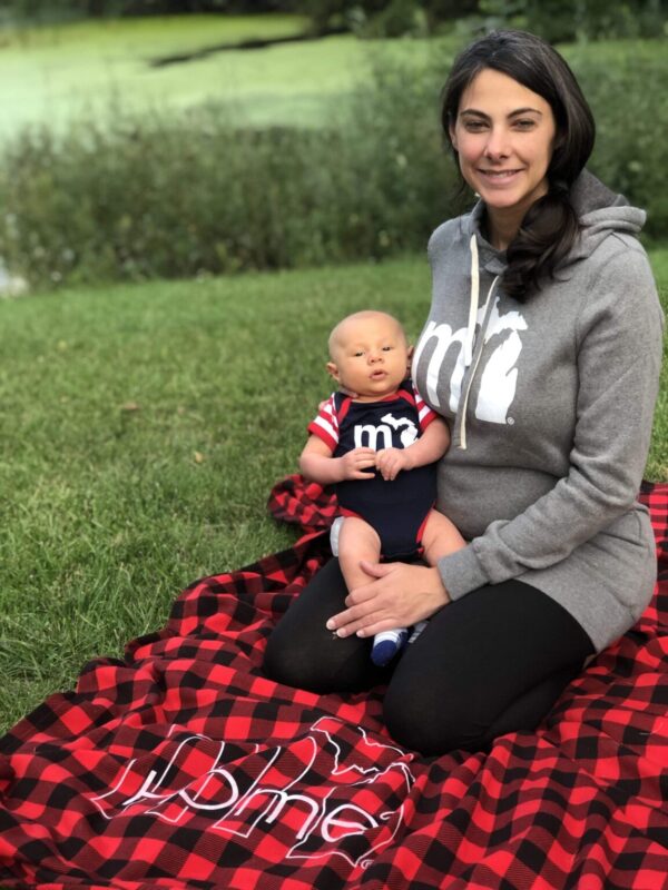 Product Image for  mi Sweatshirt Blanket