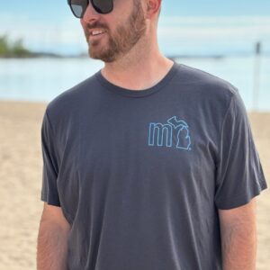 Product Image for  mi Unisex Outline T (2 colors)