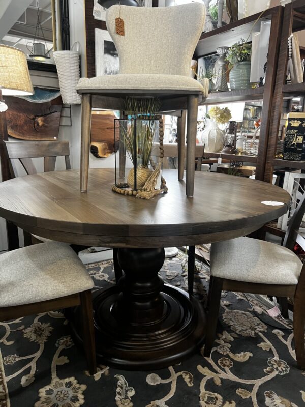 Product Image for  Authentic Amish Hand Crafted B. Maple Round Dining Table