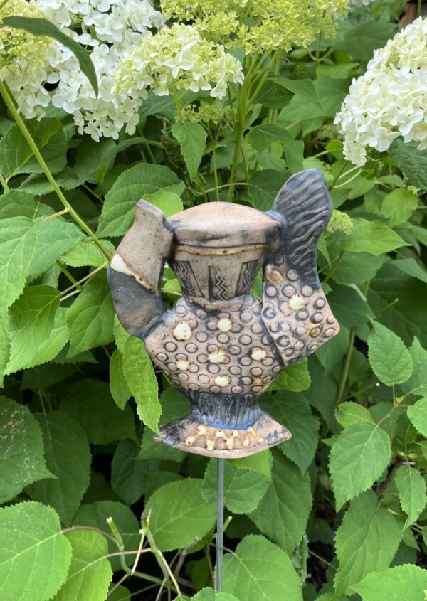 Product Image for  Ceramic Vase Garden Stake by Anita Lamour, AML2306