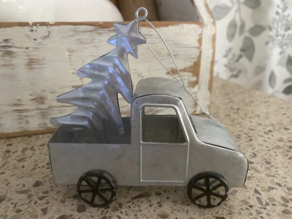 Product Image for  Metal truck ornament