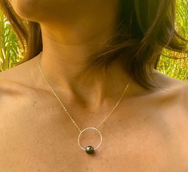 Product Image for  Tahitian Moon Necklace