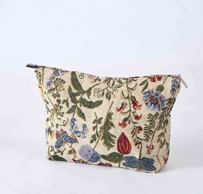 Downloaded from Square for use with Vendor ID (404) and Product ID (Square: CX3J3T2XGR5ZAZMIOUZ6D536 - WC: 73010). Product Image for Cosmetic Travel Bag