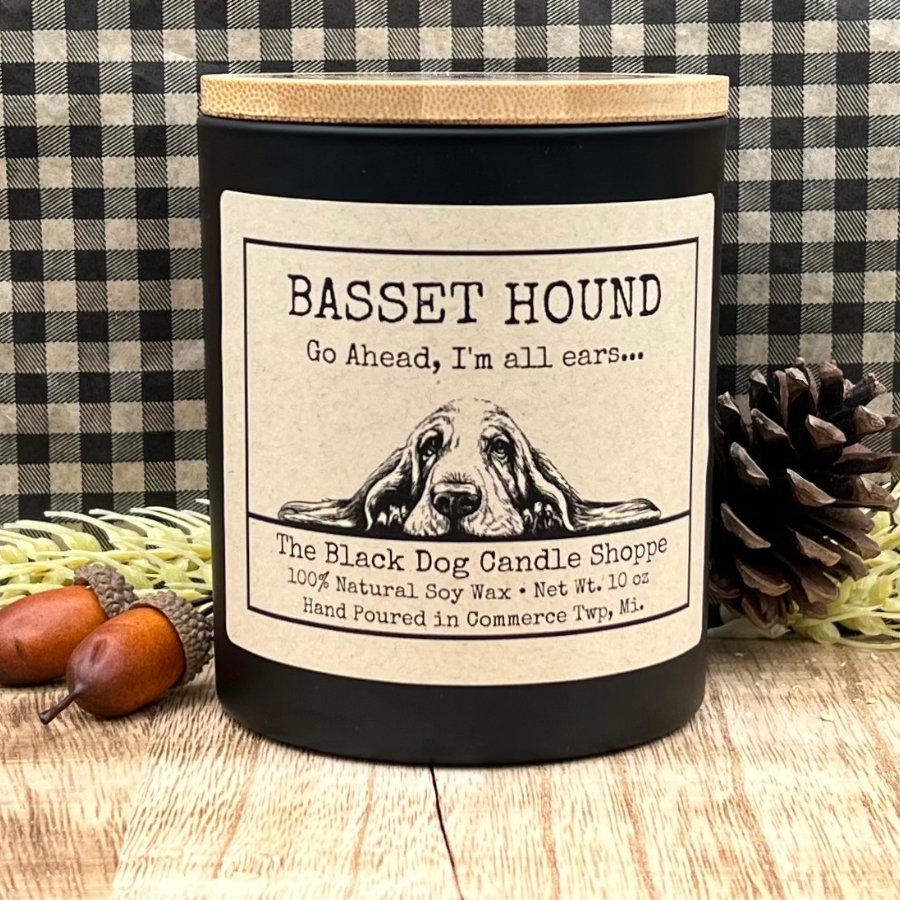 Downloaded from Shopify for use with Vendor ID (1042) and Product ID (7030065725572). Product Image for Basset Hound Dog Breed Candle