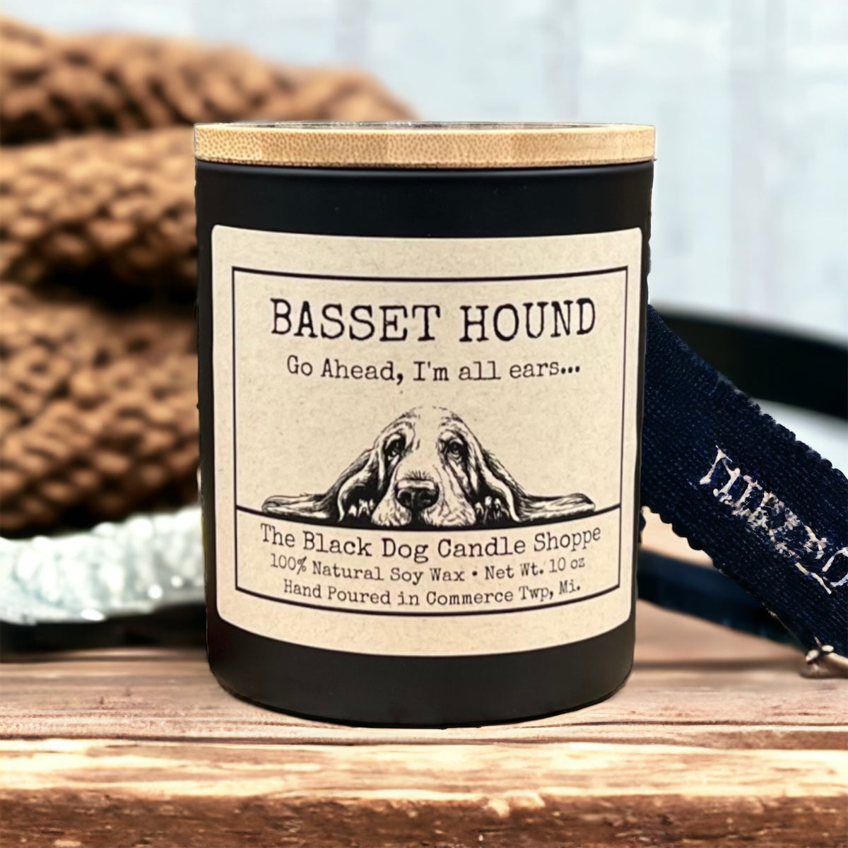 Downloaded from Shopify for use with Vendor ID (1042) and Product ID (7030065725572). Product Image for Basset Hound Dog Breed Candle