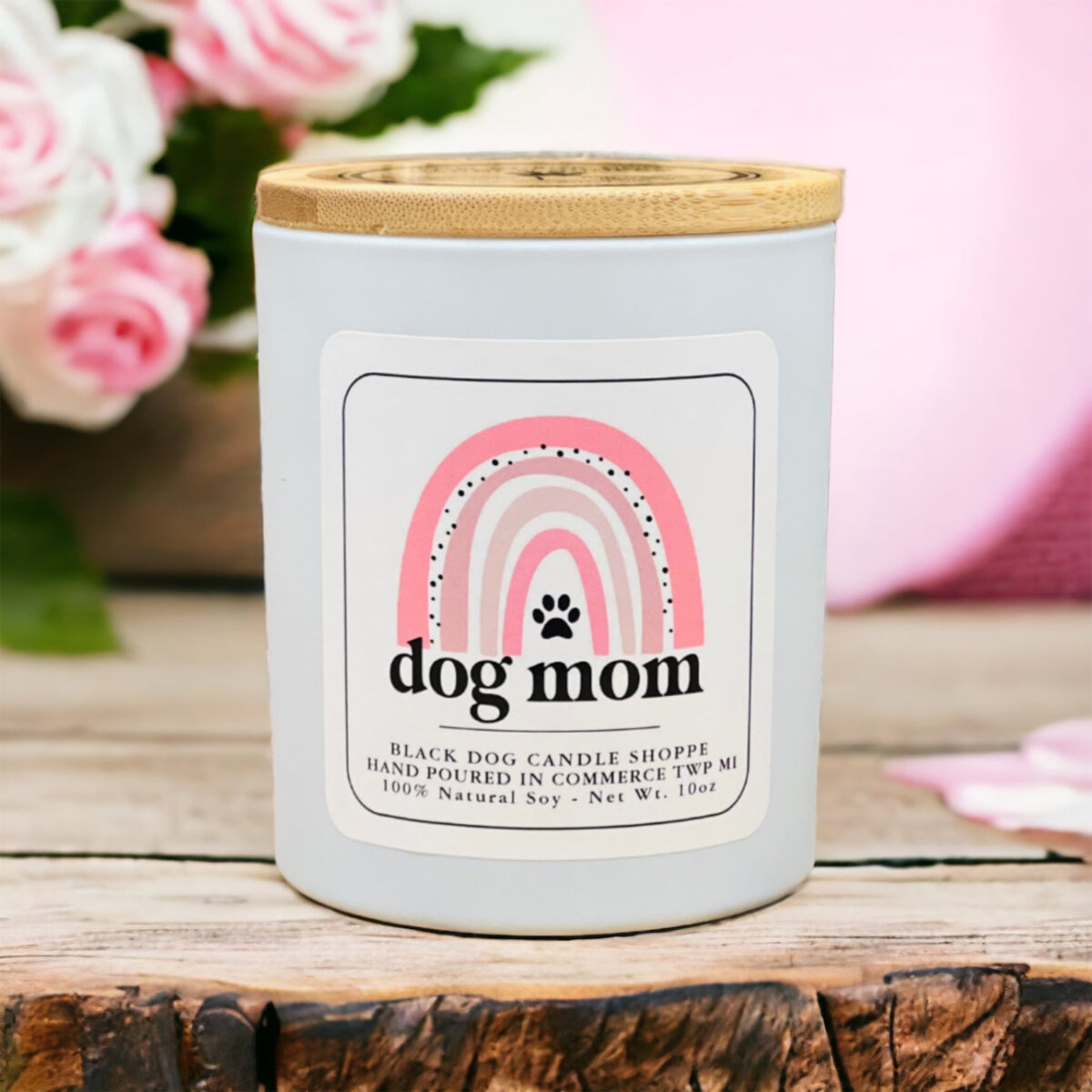Downloaded from Shopify for use with Vendor ID (1042) and Product ID (7043748266116). Product Image for Dog Mom Candle
