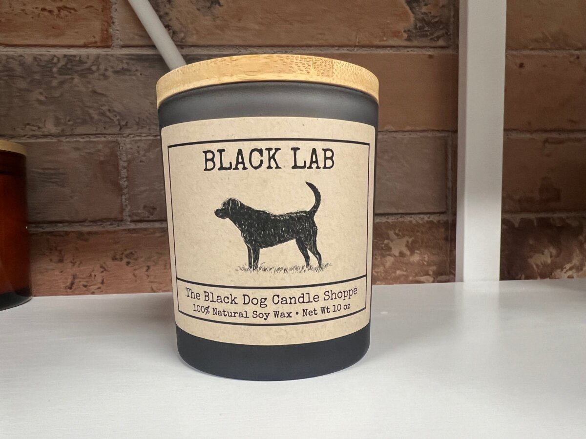 Downloaded from Shopify for use with Vendor ID (1042) and Product ID (7036374188164). Product Image for Black lab Dog Breed Candle