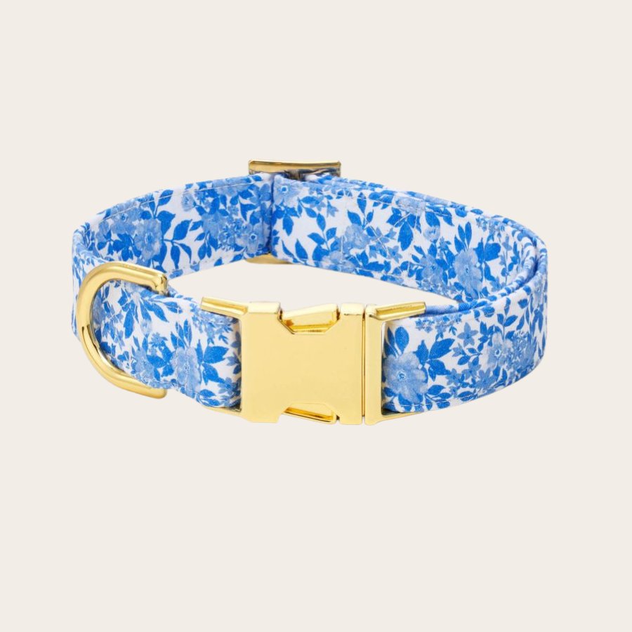 Downloaded from Shopify for use with Vendor ID (1042) and Product ID (10233073500292). Product Image for Blue Roses Spring Collar