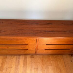 Product Image for MCM Teak House of Denmark Dresser & Chest of Drawers
